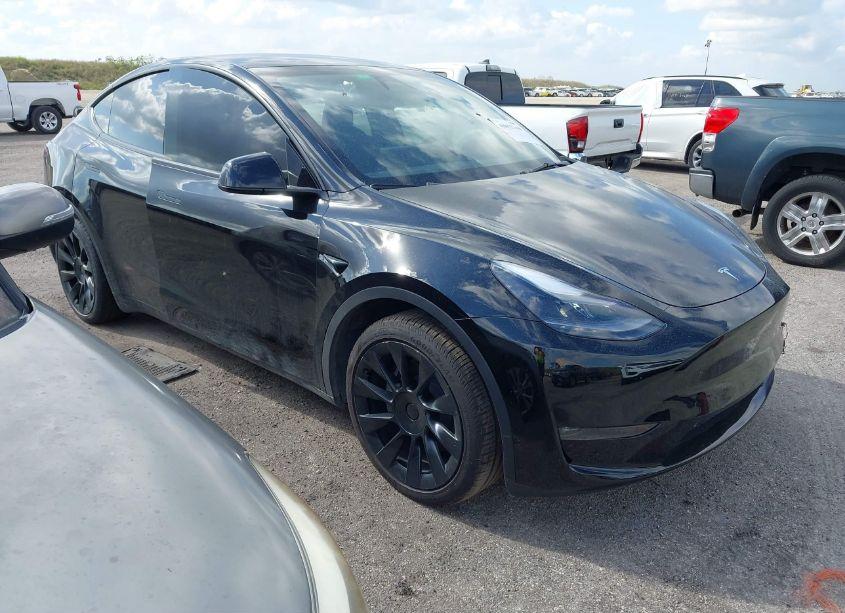 2023 Tesla Model Y AWD/LONG RANGE DUAL MOTOR ALL-WHEEL DRIVE (VIN 7SAYGDEE7PA187436) main photo