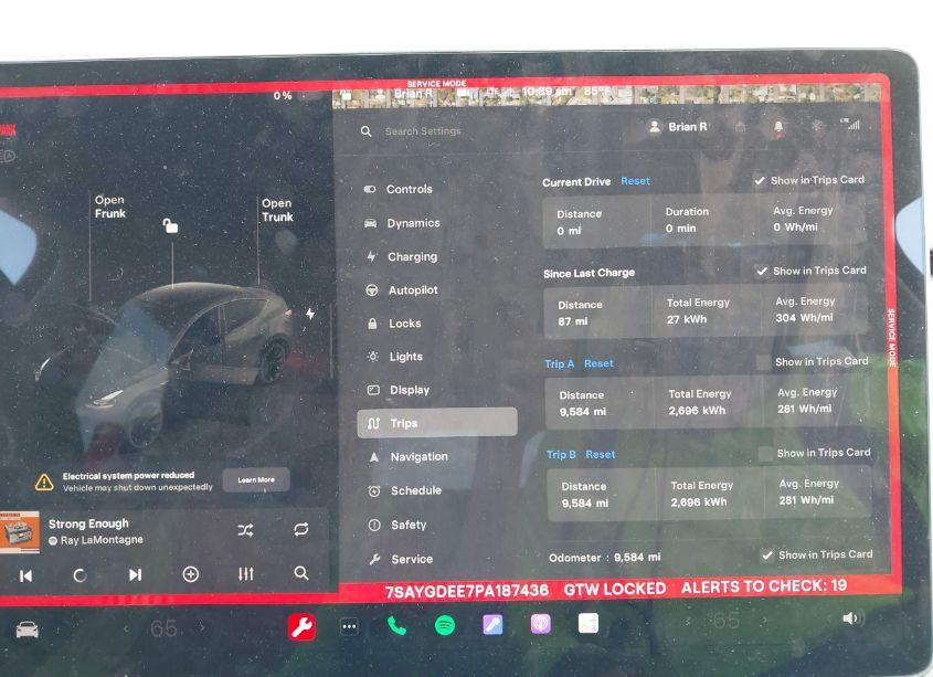 Photo 11 of 2023 Tesla Model Y AWD/LONG RANGE DUAL MOTOR ALL-WHEEL DRIVE (VIN 7SAYGDEE7PA187436)