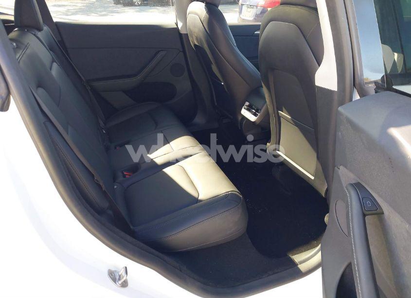 Photo 8 of 2023 Tesla Model Y AWD/LONG RANGE DUAL MOTOR ALL-WHEEL DRIVE (VIN 7SAYGDEE7PA199845)