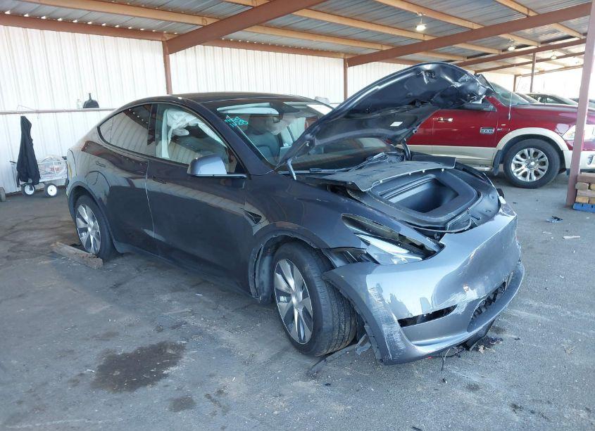 2023 Tesla Model Y AWD/LONG RANGE DUAL MOTOR ALL-WHEEL DRIVE (VIN 7SAYGDEE7PF628341) main photo