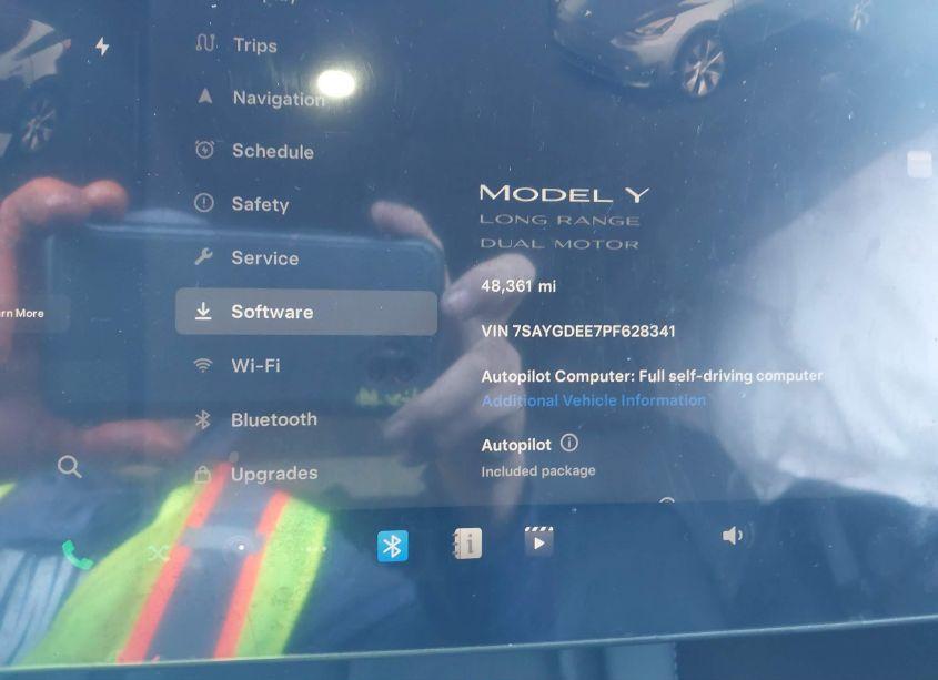 Photo 15 of 2023 Tesla Model Y AWD/LONG RANGE DUAL MOTOR ALL-WHEEL DRIVE (VIN 7SAYGDEE7PF628341)
