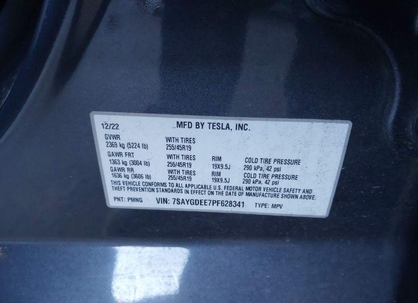 Photo 9 of 2023 Tesla Model Y AWD/LONG RANGE DUAL MOTOR ALL-WHEEL DRIVE (VIN 7SAYGDEE7PF628341)