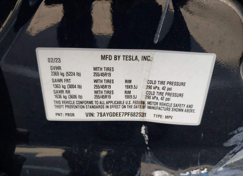 Photo 9 of 2023 Tesla Model Y AWD/LONG RANGE DUAL MOTOR ALL-WHEEL DRIVE (VIN 7SAYGDEE7PF682531)