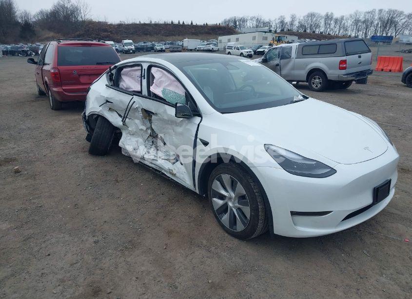 2023 Tesla Model Y AWD/LONG RANGE DUAL MOTOR ALL-WHEEL DRIVE (VIN 7SAYGDEE7PF759107) main photo