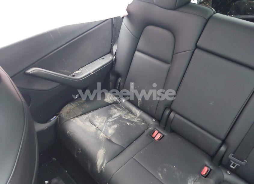 Photo 8 of 2023 Tesla Model Y AWD/LONG RANGE DUAL MOTOR ALL-WHEEL DRIVE (VIN 7SAYGDEE7PF759107)