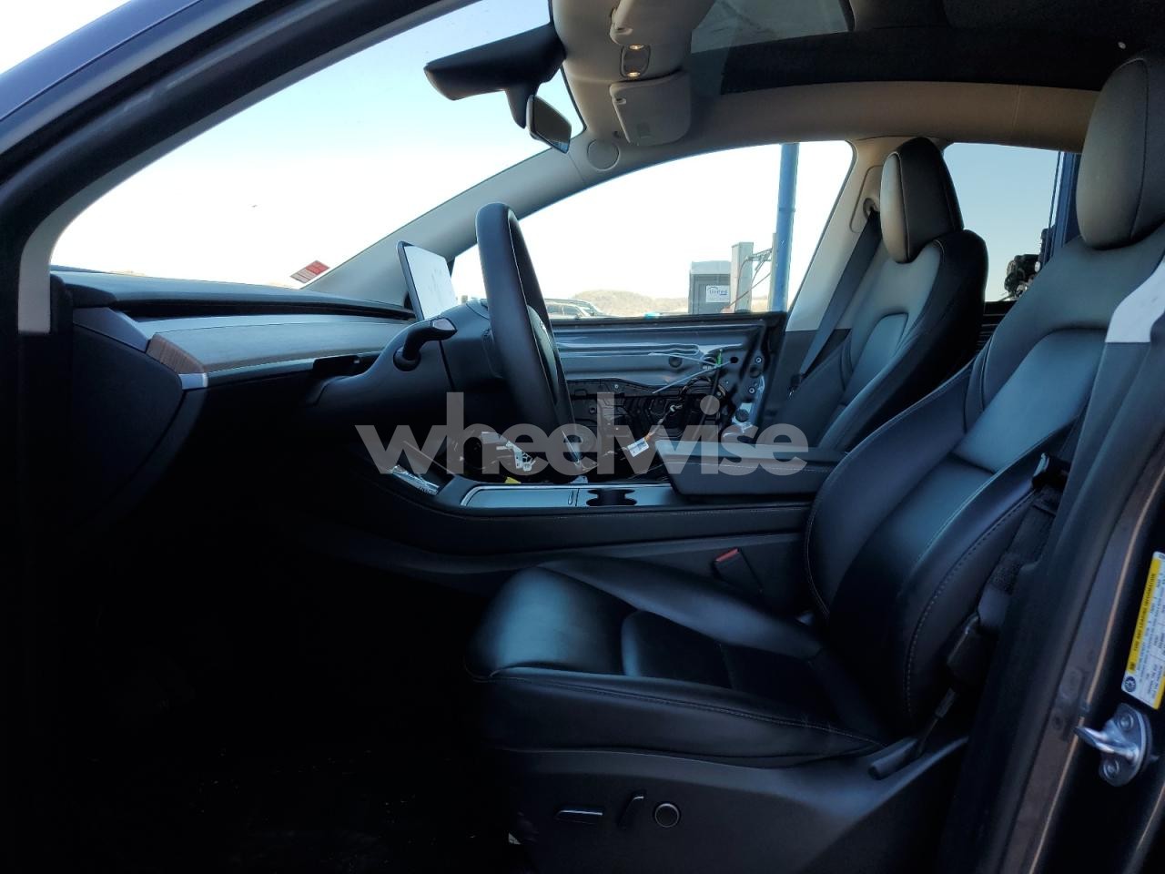 Photo 7 of 2023 TESLA MODEL Y (VIN 7SAYGDEE7PF767501)