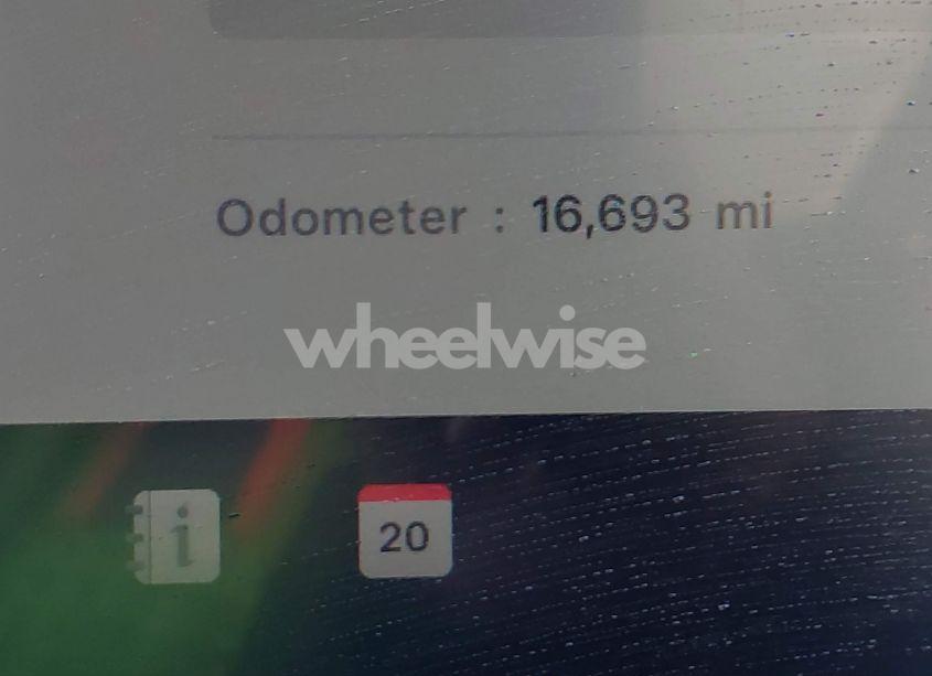 Photo 14 of 2023 Tesla Model Y (VIN 7SAYGDEE7PF980156)