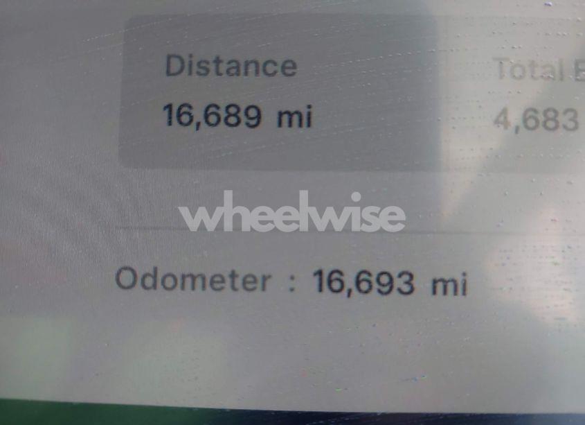 Photo 6 of 2023 Tesla Model Y (VIN 7SAYGDEE7PF980156)