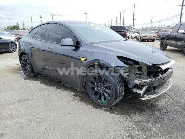 Photo 10 of 2024 TESLA MODEL Y (VIN 7SAYGDEE7RA267757)