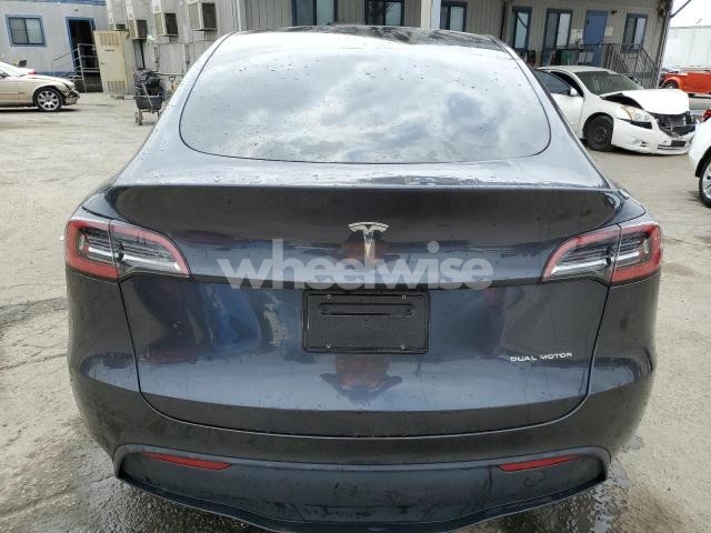 Photo 2 of 2024 TESLA MODEL Y (VIN 7SAYGDEE7RA267757)