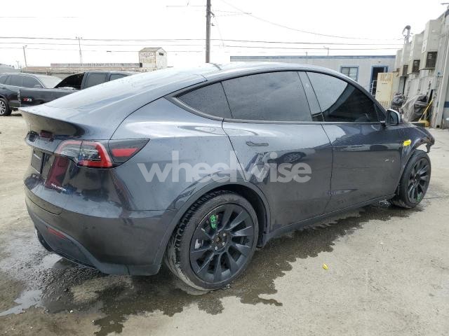 Photo 6 of 2024 TESLA MODEL Y (VIN 7SAYGDEE7RA267757)
