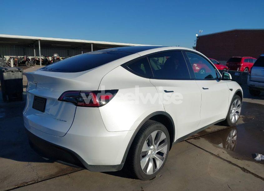 Photo 4 of 2024 Tesla Model Y LONG RANGE DUAL MOTOR ALL-WHEEL DRIVE (VIN 7SAYGDEE7RA273395)