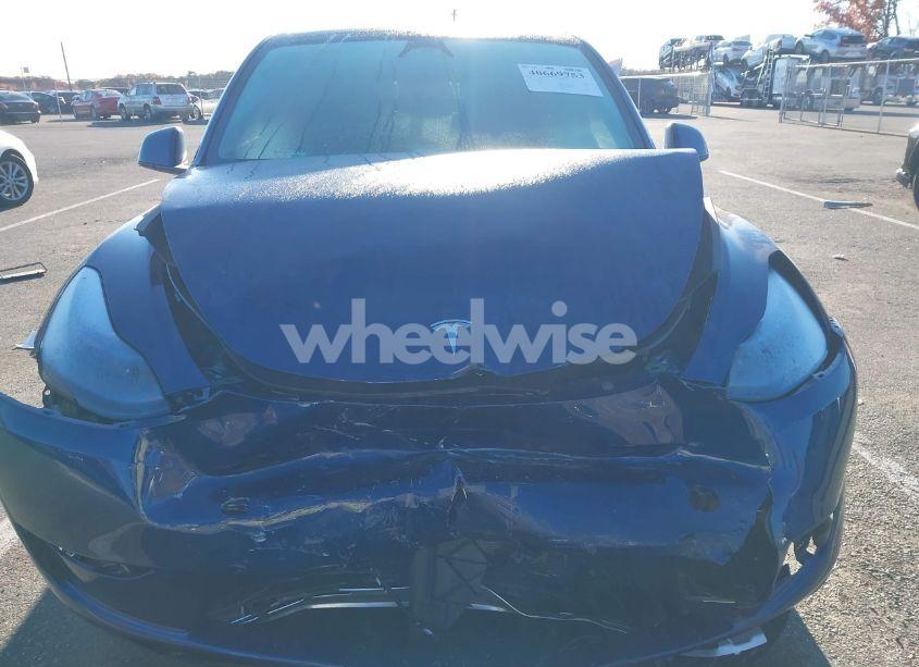 Photo 12 of 2024 Tesla Model Y LONG RANGE DUAL MOTOR ALL-WHEEL DRIVE (VIN 7SAYGDEE7RA307142)