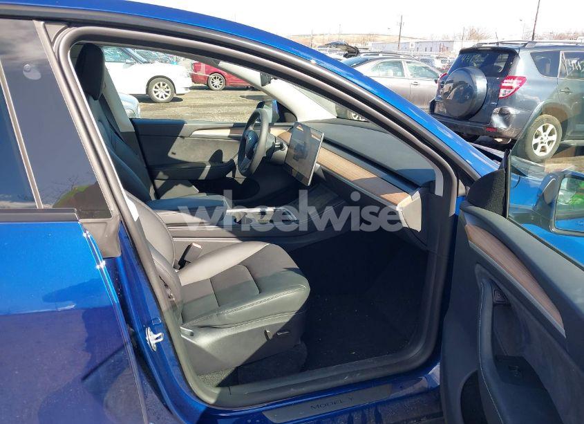 Photo 5 of 2024 Tesla Model Y LONG RANGE DUAL MOTOR ALL-WHEEL DRIVE (VIN 7SAYGDEE7RA309375)