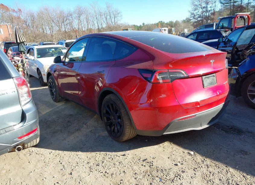 Photo 3 of 2024 Tesla Model Y LONG RANGE DUAL MOTOR ALL-WHEEL DRIVE (VIN 7SAYGDEE7RF076522)