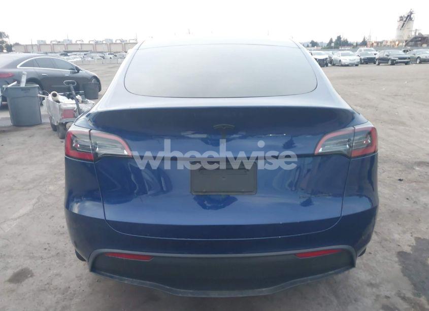 Photo 16 of 2024 Tesla Model Y LONG RANGE DUAL MOTOR ALL-WHEEL DRIVE (VIN 7SAYGDEE7RF184817)