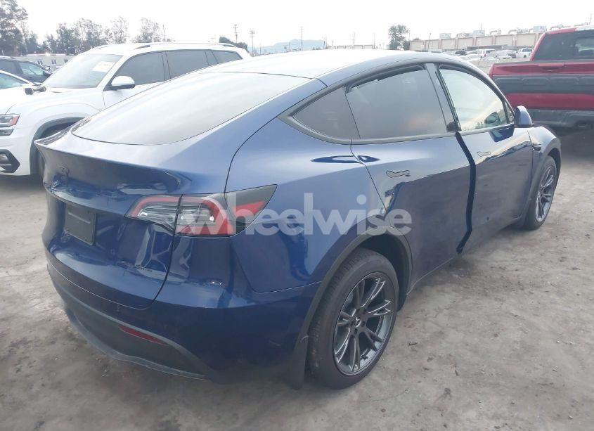 Photo 4 of 2024 Tesla Model Y LONG RANGE DUAL MOTOR ALL-WHEEL DRIVE (VIN 7SAYGDEE7RF184817)
