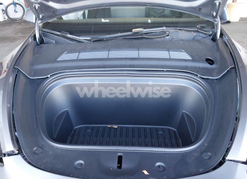 Photo 10 of 2025 Tesla Model Y LONG RANGE DUAL MOTOR ALL-WHEEL DRIVE (VIN 7SAYGDEE7SF245833)