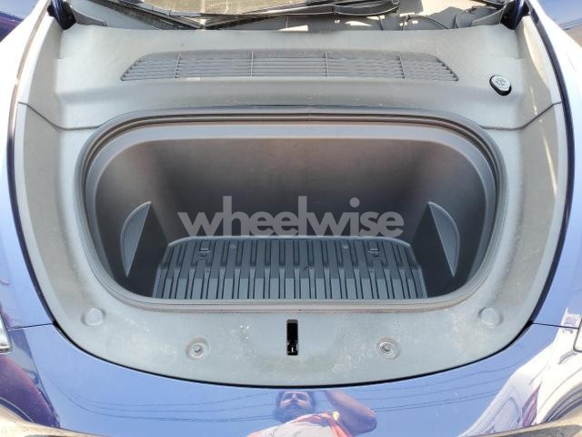 Photo 2 of 2025 TESLA MODEL Y (VIN 7SAYGDEE7SF276144)