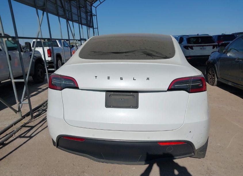 Photo 15 of 2022 Tesla Model Y LONG RANGE DUAL MOTOR ALL-WHEEL DRIVE (VIN 7SAYGDEE8NF450405)