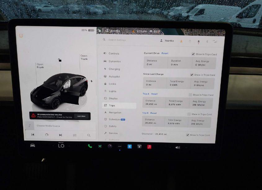 Photo 7 of 2022 Tesla Model Y LONG RANGE DUAL MOTOR ALL-WHEEL DRIVE (VIN 7SAYGDEE8NF534630)