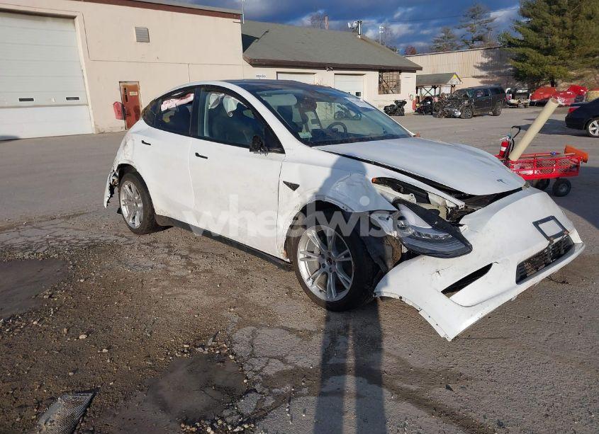2023 Tesla Model Y AWD/LONG RANGE DUAL MOTOR ALL-WHEEL DRIVE (VIN 7SAYGDEE8PA037965) main photo
