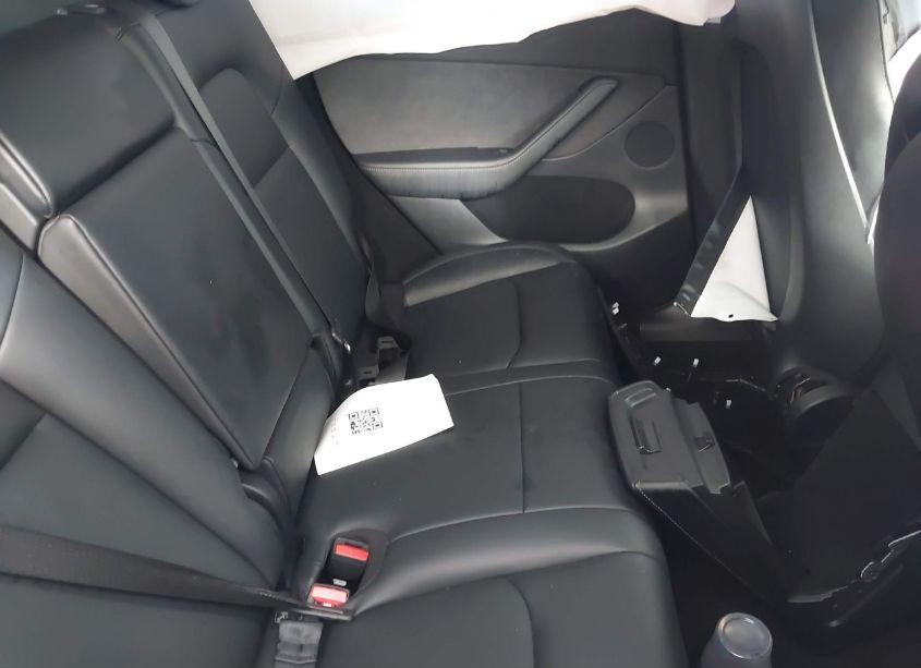 Photo 7 of 2023 Tesla Model Y AWD/LONG RANGE DUAL MOTOR ALL-WHEEL DRIVE (VIN 7SAYGDEE8PA041112)