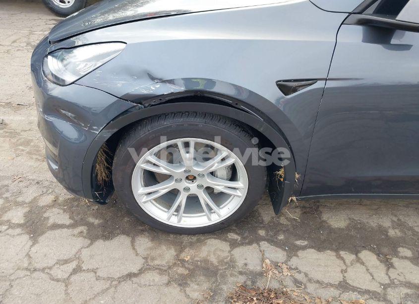 Photo 20 of 2023 Tesla Model Y AWD/LONG RANGE DUAL MOTOR ALL-WHEEL DRIVE (VIN 7SAYGDEE8PA057777)