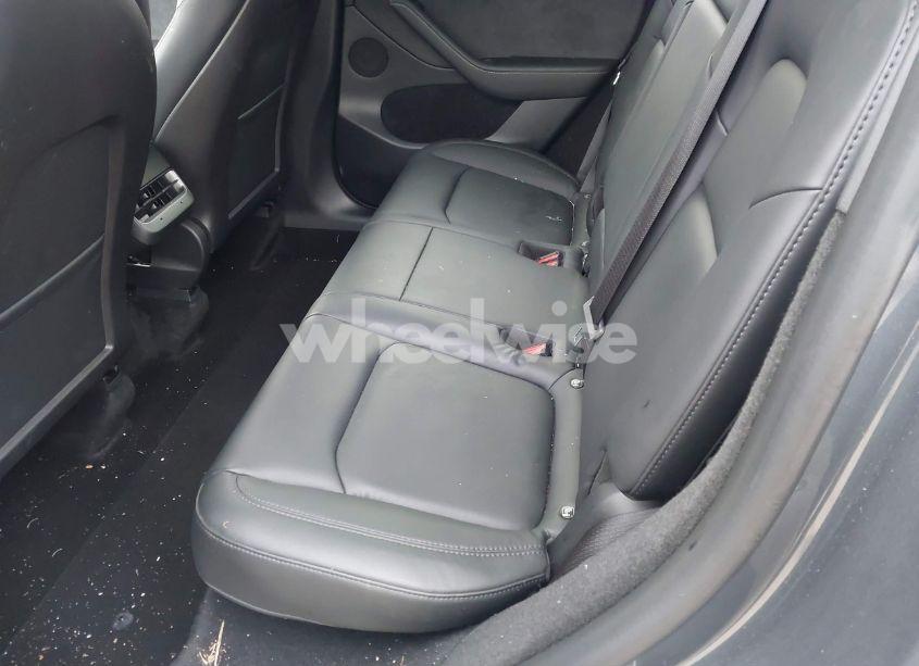 Photo 8 of 2023 Tesla Model Y AWD/LONG RANGE DUAL MOTOR ALL-WHEEL DRIVE (VIN 7SAYGDEE8PA057777)