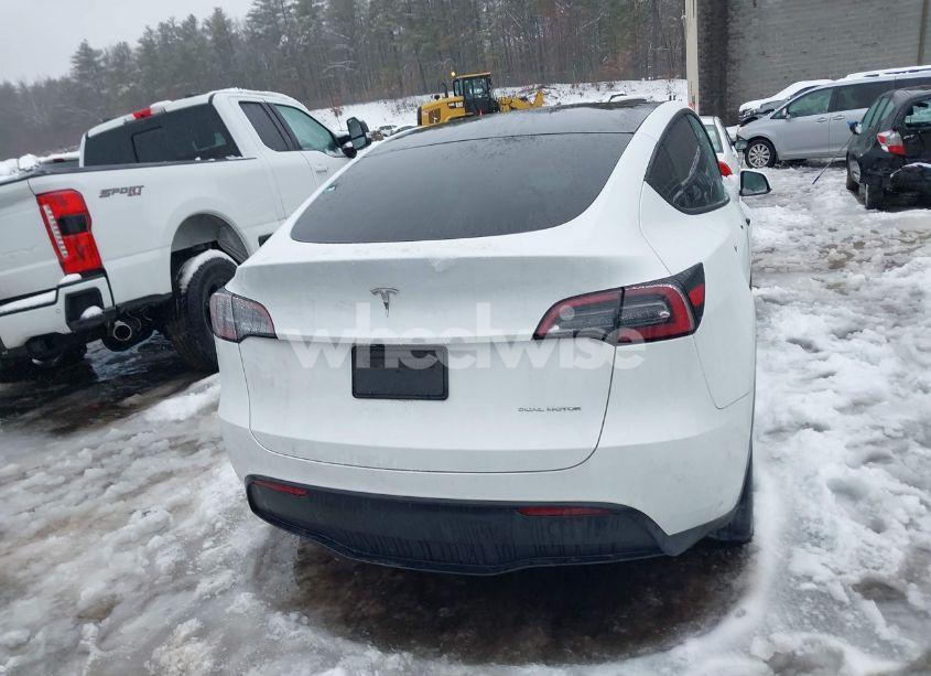 Photo 16 of 2023 Tesla Model Y (VIN 7SAYGDEE8PA071727)