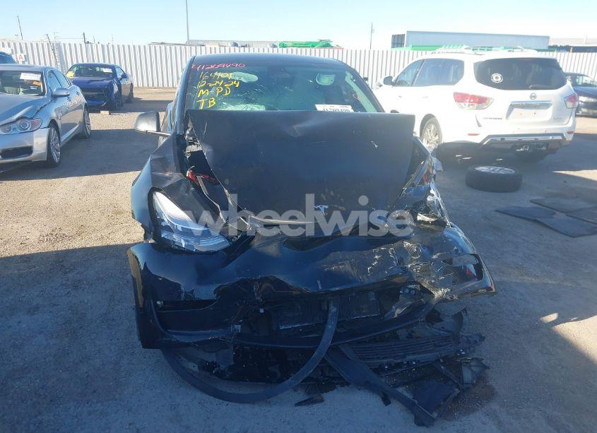 Photo 12 of 2023 Tesla Model Y (VIN 7SAYGDEE8PA100532)