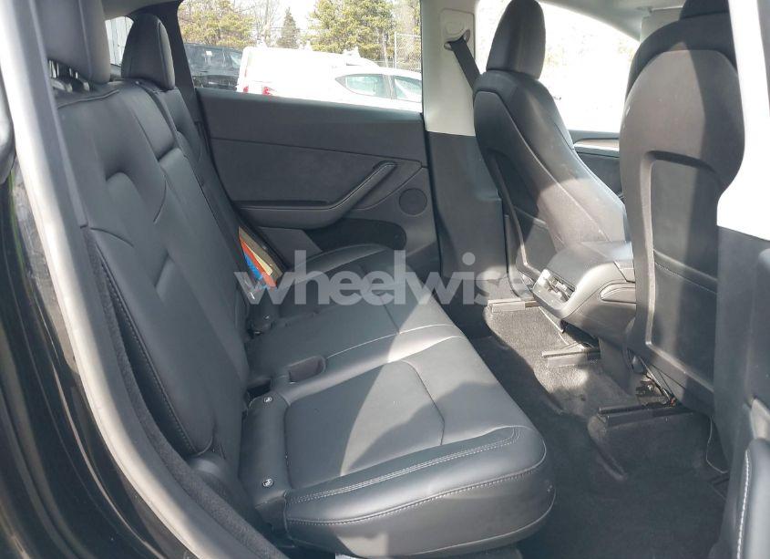 Photo 8 of 2023 Tesla Model Y AWD/LONG RANGE DUAL MOTOR ALL-WHEEL DRIVE (VIN 7SAYGDEE8PA127763)