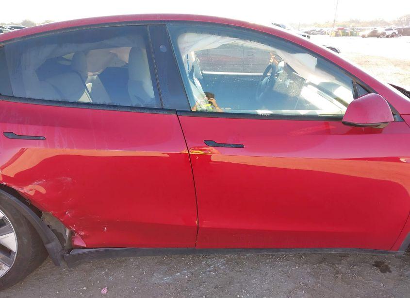 Photo 13 of 2023 Tesla Model Y (VIN 7SAYGDEE8PA157412)