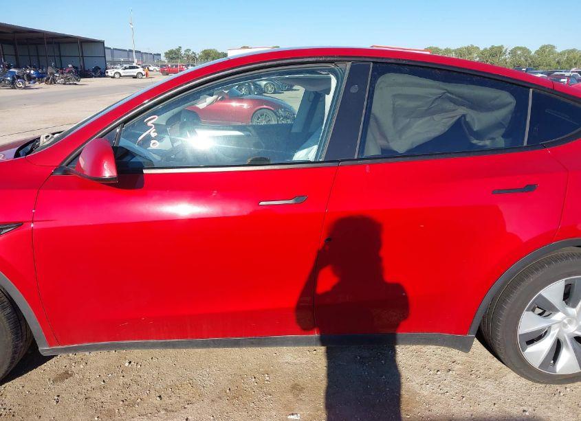 Photo 14 of 2023 Tesla Model Y (VIN 7SAYGDEE8PA157412)