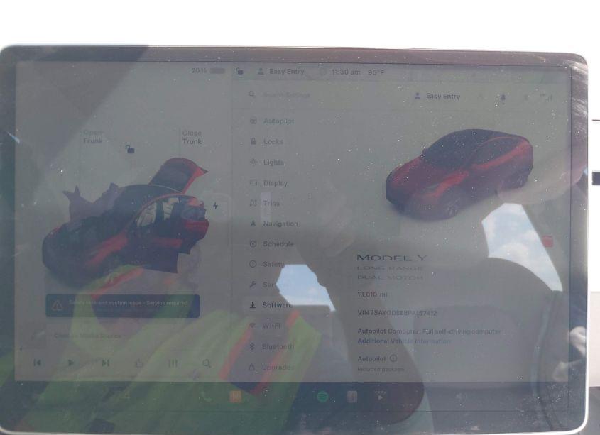 Photo 18 of 2023 Tesla Model Y (VIN 7SAYGDEE8PA157412)