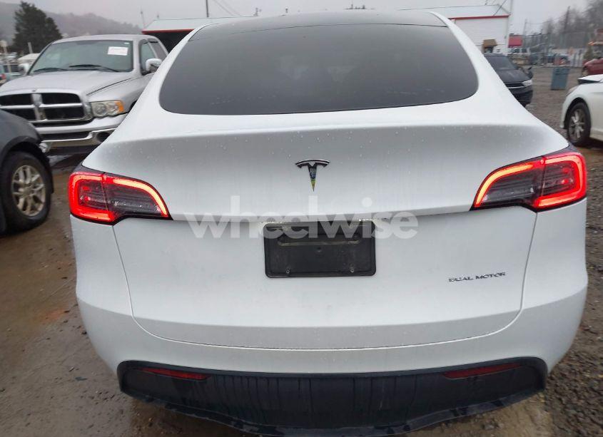 Photo 16 of 2023 Tesla Model Y AWD/LONG RANGE DUAL MOTOR ALL-WHEEL DRIVE (VIN 7SAYGDEE8PA158155)