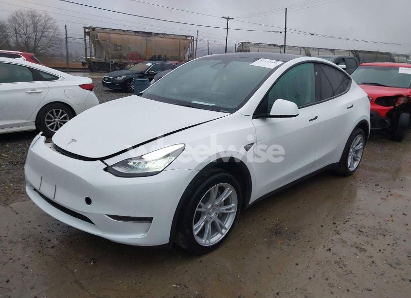 Photo 2 of 2023 Tesla Model Y AWD/LONG RANGE DUAL MOTOR ALL-WHEEL DRIVE (VIN 7SAYGDEE8PA158155)