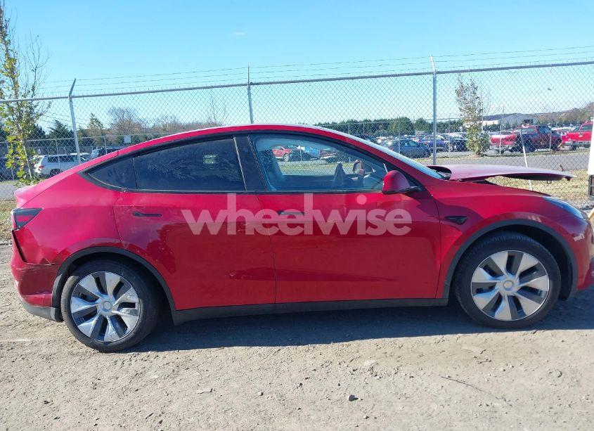 Photo 13 of 2023 Tesla Model Y AWD/LONG RANGE DUAL MOTOR ALL-WHEEL DRIVE (VIN 7SAYGDEE8PA211081)