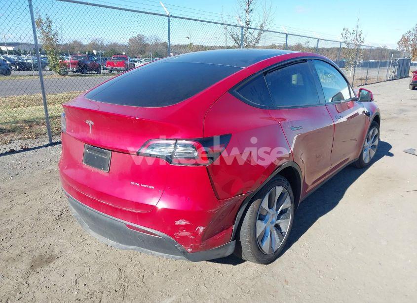 Photo 4 of 2023 Tesla Model Y AWD/LONG RANGE DUAL MOTOR ALL-WHEEL DRIVE (VIN 7SAYGDEE8PA211081)