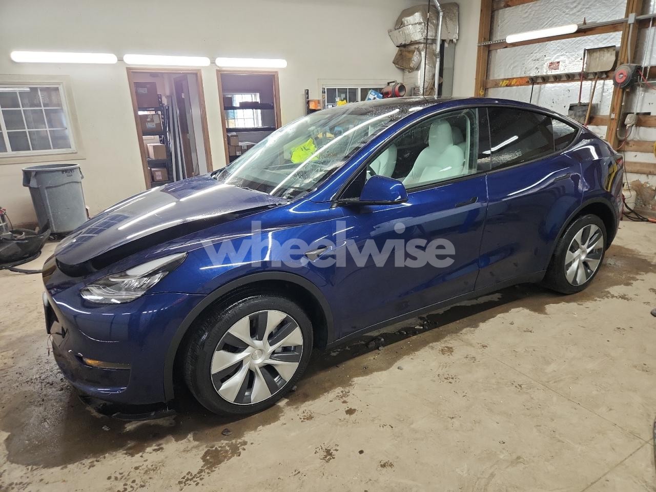2023 TESLA MODEL Y (VIN 7SAYGDEE8PF607546) main photo