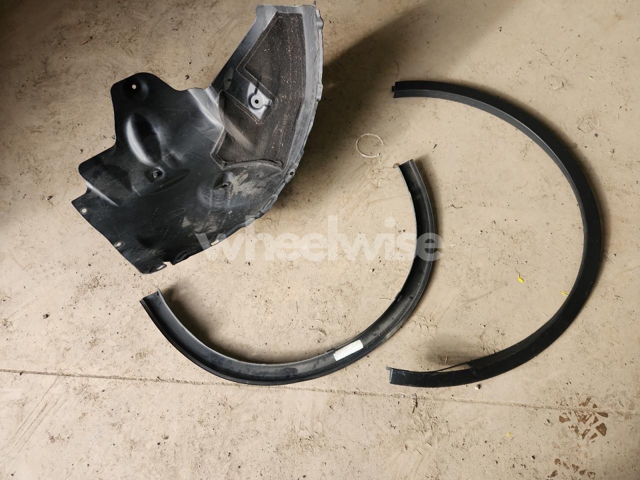 Photo 12 of 2023 TESLA MODEL Y (VIN 7SAYGDEE8PF607546)