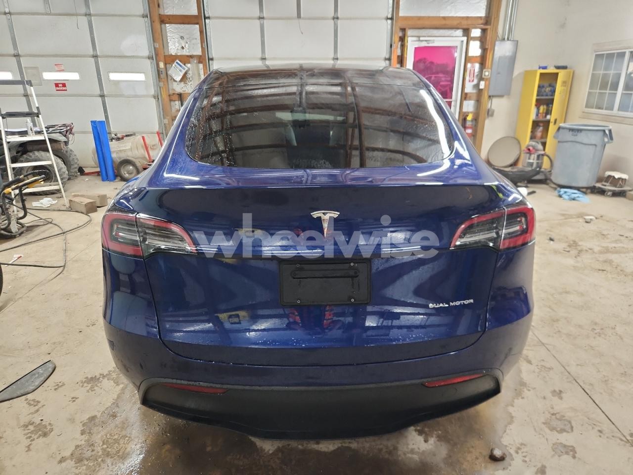 Photo 6 of 2023 TESLA MODEL Y (VIN 7SAYGDEE8PF607546)