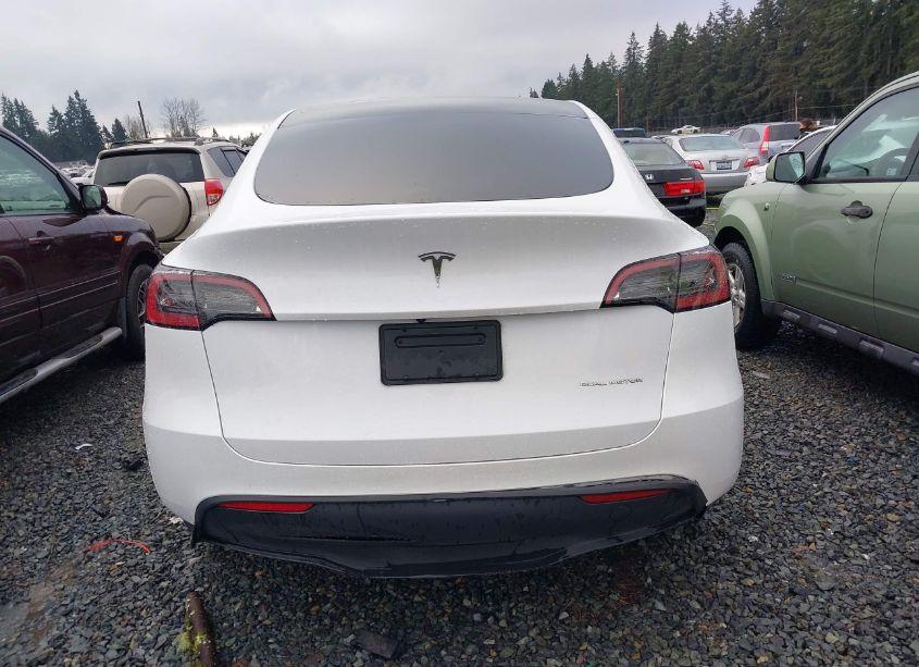 Photo 16 of 2023 Tesla Model Y AWD/LONG RANGE DUAL MOTOR ALL-WHEEL DRIVE (VIN 7SAYGDEE8PF686040)