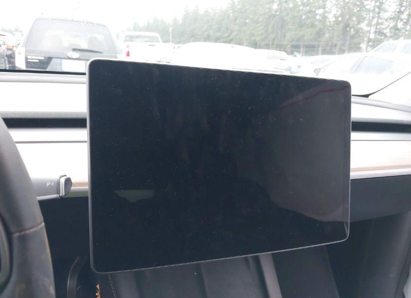 Photo 7 of 2023 Tesla Model Y AWD/LONG RANGE DUAL MOTOR ALL-WHEEL DRIVE (VIN 7SAYGDEE8PF686040)