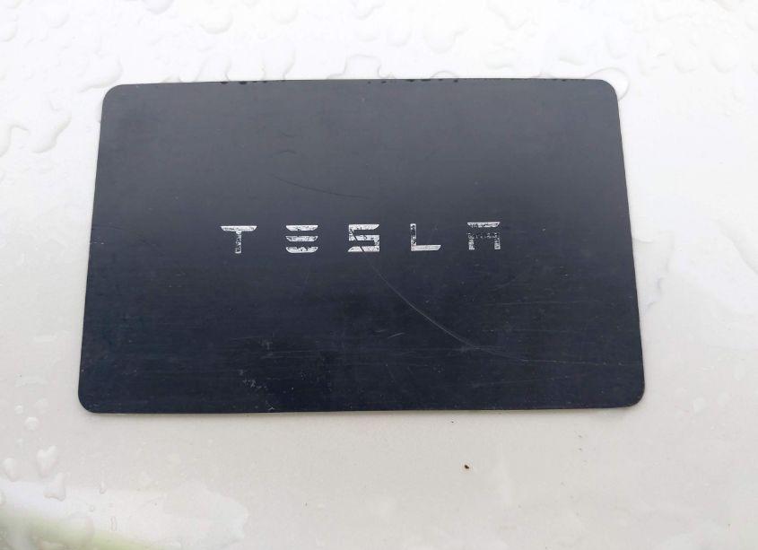 Photo 11 of 2023 Tesla Model Y AWD/LONG RANGE DUAL MOTOR ALL-WHEEL DRIVE (VIN 7SAYGDEE8PF697118)