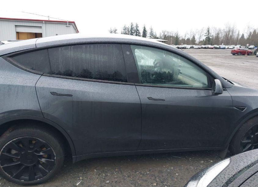 Photo 14 of 2023 Tesla Model Y AWD/LONG RANGE DUAL MOTOR ALL-WHEEL DRIVE (VIN 7SAYGDEE8PF697118)