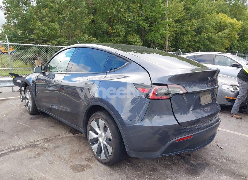 Photo 3 of 2023 Tesla Model Y AWD/LONG RANGE DUAL MOTOR ALL-WHEEL DRIVE (VIN 7SAYGDEE8PF707310)