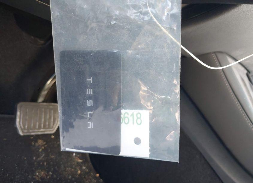 Photo 11 of 2023 Tesla Model Y AWD/LONG RANGE DUAL MOTOR ALL-WHEEL DRIVE (VIN 7SAYGDEE8PF799227)