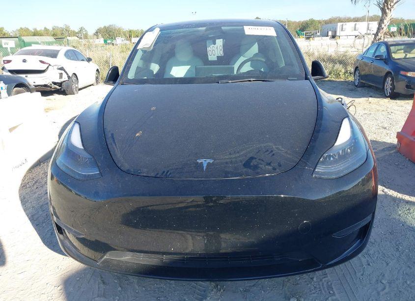 Photo 12 of 2023 Tesla Model Y AWD/LONG RANGE DUAL MOTOR ALL-WHEEL DRIVE (VIN 7SAYGDEE8PF799227)
