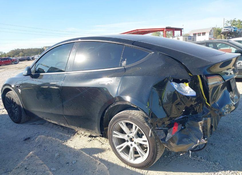 Photo 14 of 2023 Tesla Model Y AWD/LONG RANGE DUAL MOTOR ALL-WHEEL DRIVE (VIN 7SAYGDEE8PF799227)